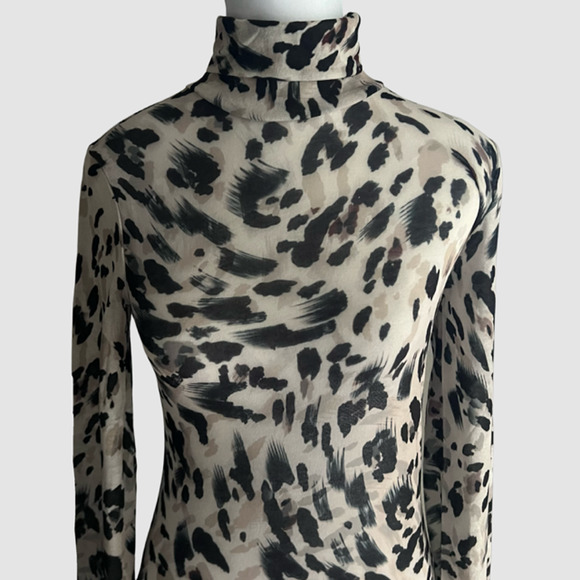 BCBGMaxAzria Turtleneck Top Leopard Print, NWT-Size XS - Picture 3 of 10